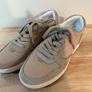 Madewell x Backdrop Tan Canvas Sneakers like new
